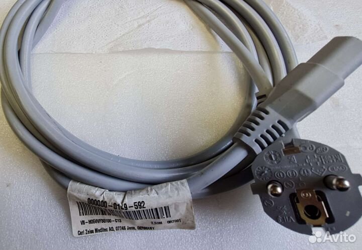 Компьютерные кабели силовые и сигнальные разные