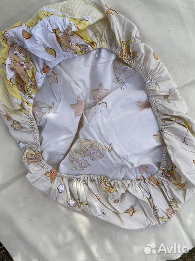 Простынь на резинке в детскую кровать