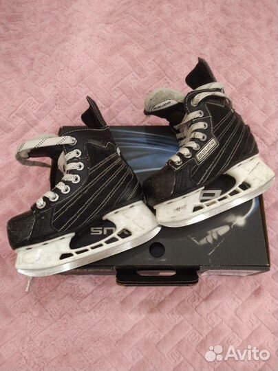 Хоккейные коньки