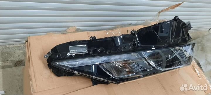 Фара П. Toyota Camry 70/2017