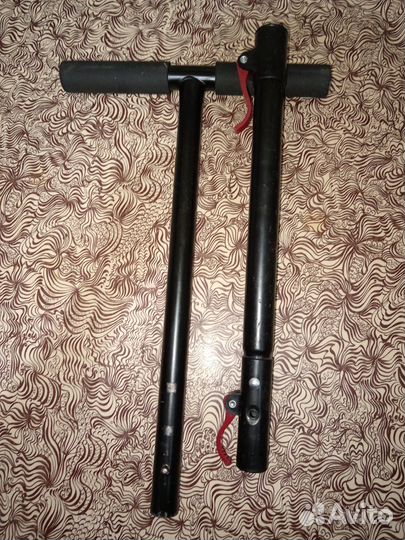 Трехколесный велосипед с ручкой