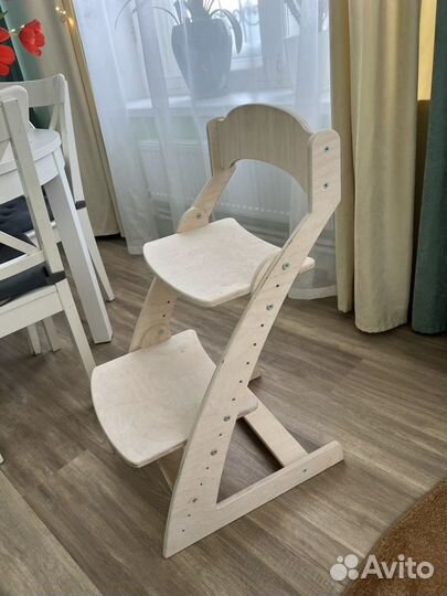 Детский растущий стул новый