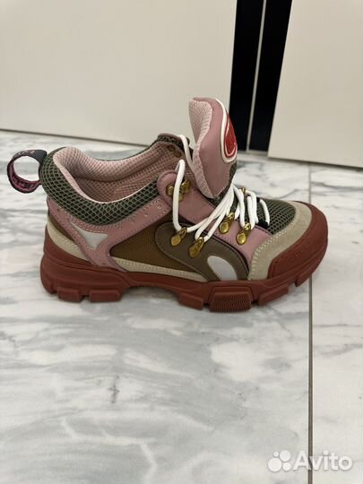 Gucci Flashtrek