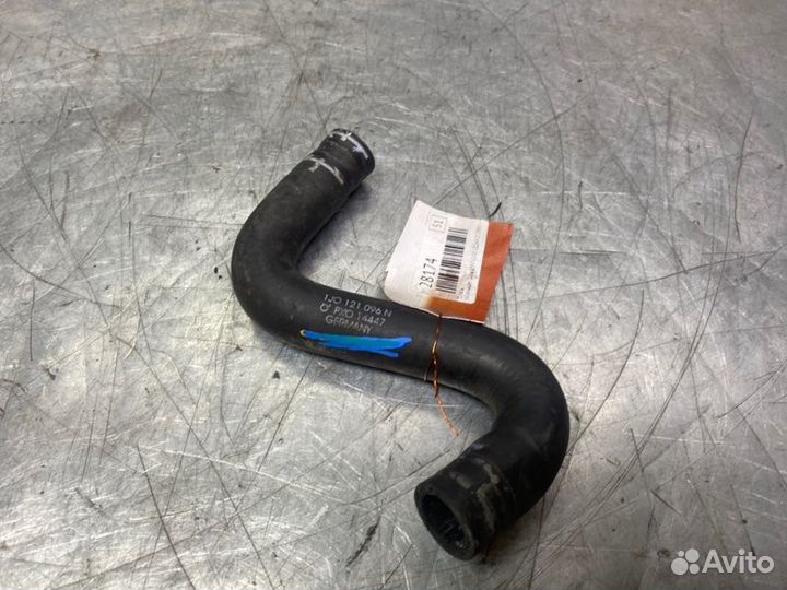 Шланг системы охлаждения Volkswagen Bora 1997-2005
