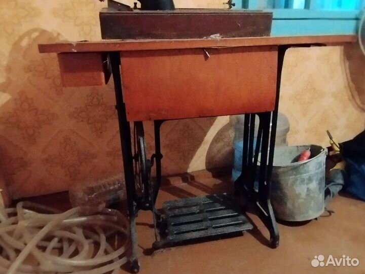 Швейная машина Подольск