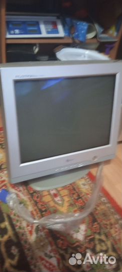 Монитор для компьютера бу