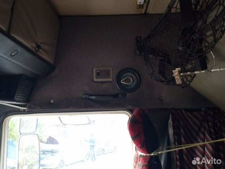 Volvo F12, 1990