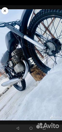 Кроссовый мотоцикл