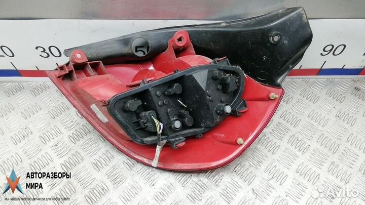 Фонарь задний левый Renault Clio 3 2007