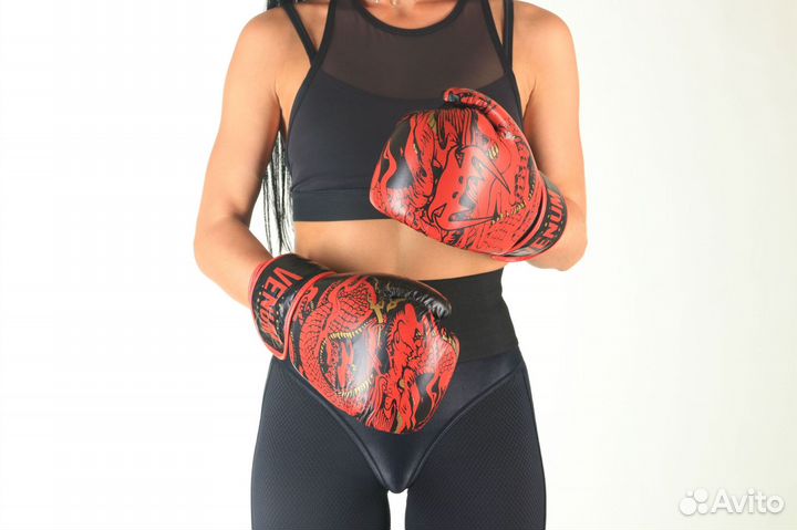 Боксерские перчатки