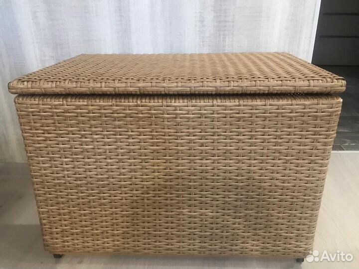 Короб из ротанга