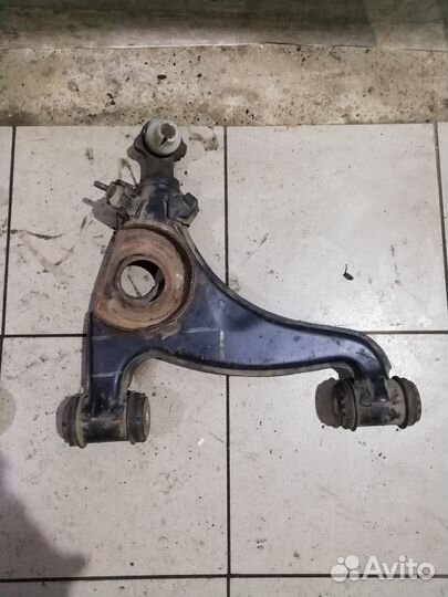 Рычаги передней подвески Mercedes W124