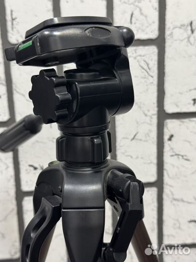 Штатив для фотоаппарата Star 61