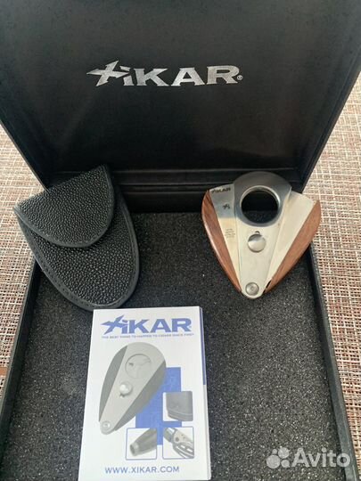 Катер Xikar в чехле из ската в подарочном кейсе