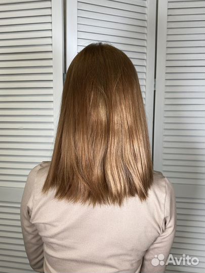 Модель на наращивание волос