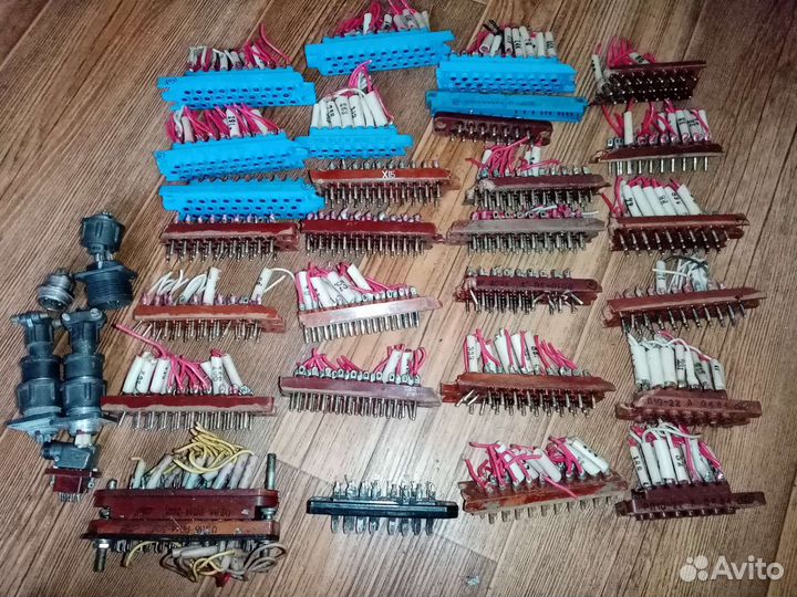 Радиодетали и разъёмы СССР, лот