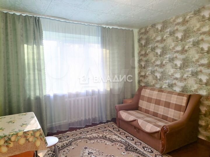 Комната 27,3 м² в > 9-к., 4/4 эт.