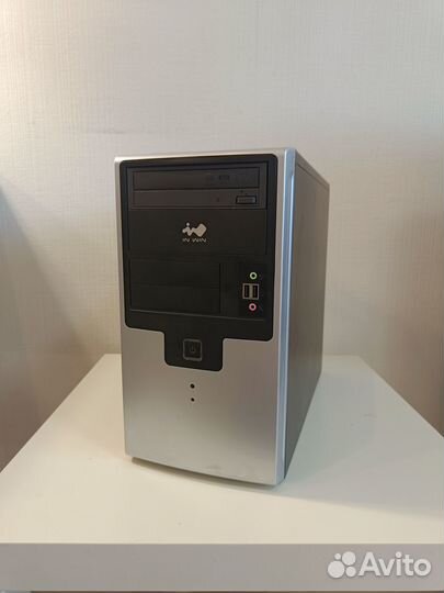 Сист. блок Intel i3 4 ядра 12Гб DDR3 SSD+HDD 750Гб