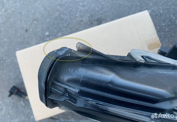 Ходовой огонь правый Lexus NX