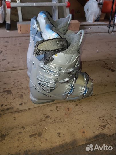 Горнолыжный комплект женский, размер ботинок 25