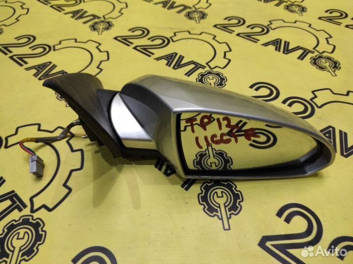 Зеркало заднего вида переднее правое Nissan
