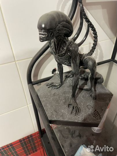 Alien чужой фигура
