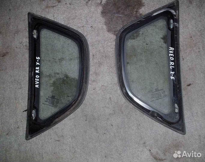 Стекло кузова неподвижное Chevrolet Aveo T200 Хэтч