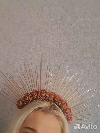 Диадема с шипами