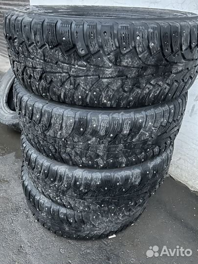 Nokian Tyres Hakkapeliitta 5 215/60 R17