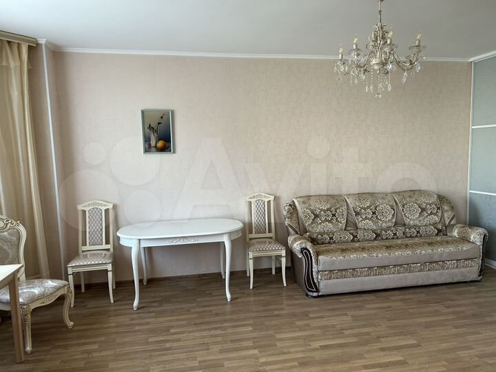 Квартира-студия, 45,4 м², 8/17 эт.