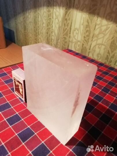 Стекло (марка К 8)