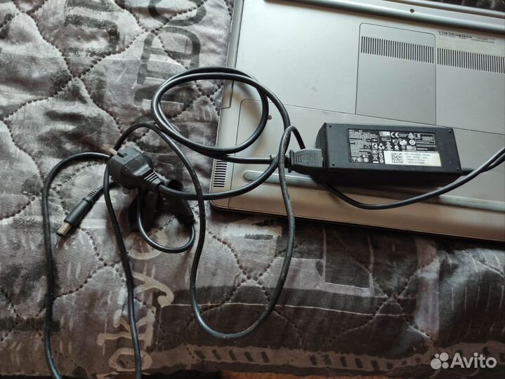 Зарядное устройство от ноутбука dell модель P24E