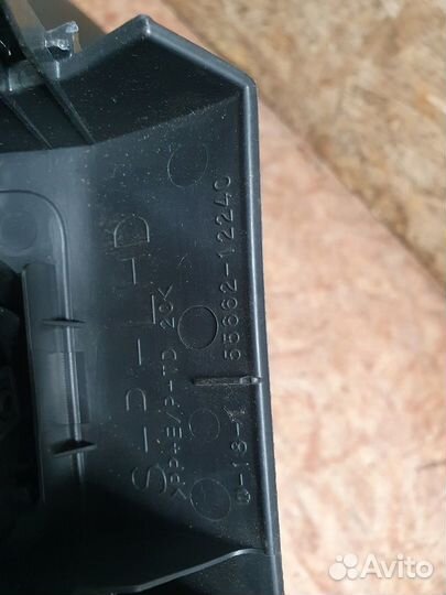 Дефлектор в торпеду правый Toyota Corolla E15 2010