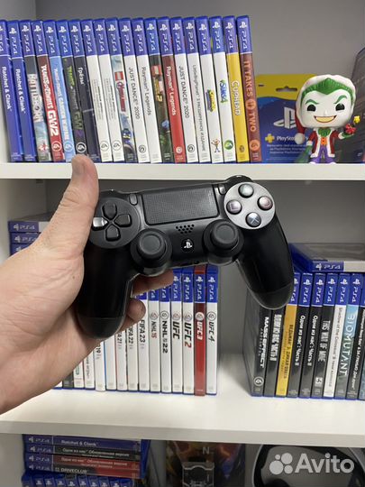 Оригинальный джойстик в состоянии нового ps4