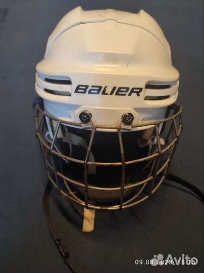 Шлем хоккейный