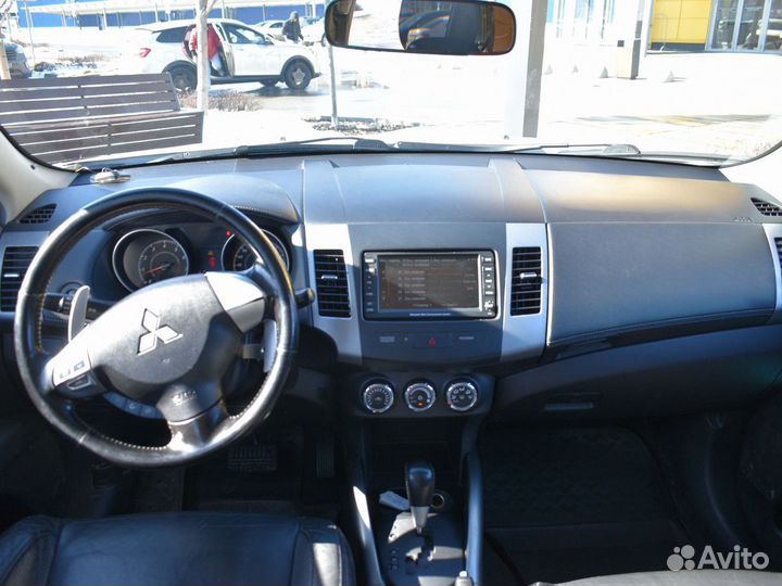 Mitsubishi Outlander 2.4 CVT, 2011, 263 000 км