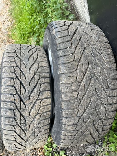 Nokian Tyres Hakkapeliitta R2 SUV 285/60 R18