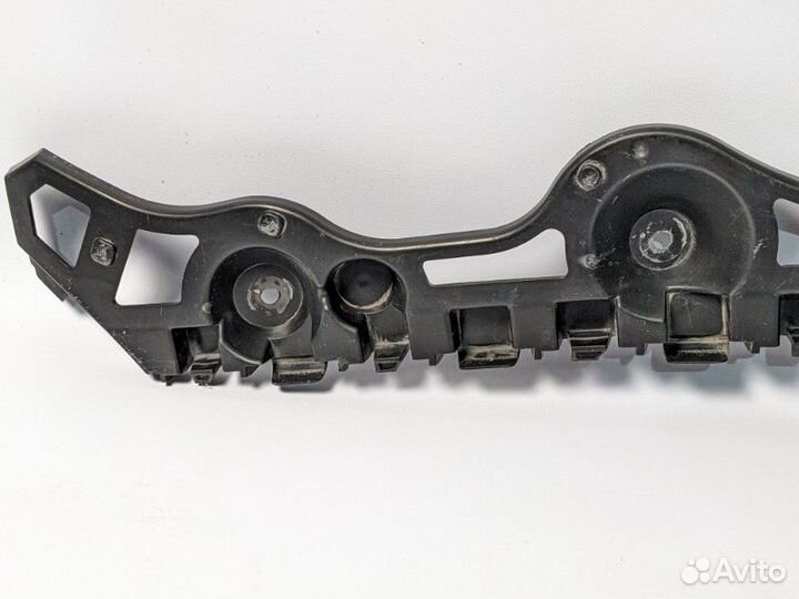 Брекет крепление бампера задний левый Renault