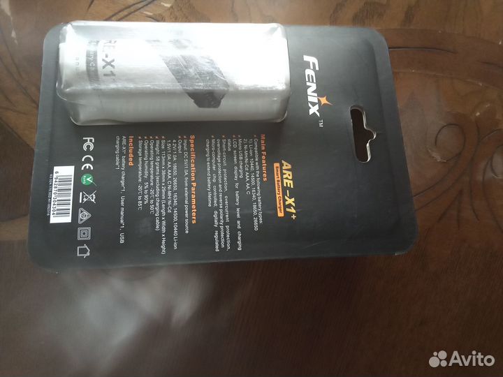 Зарядное устройство fenix are-x1+