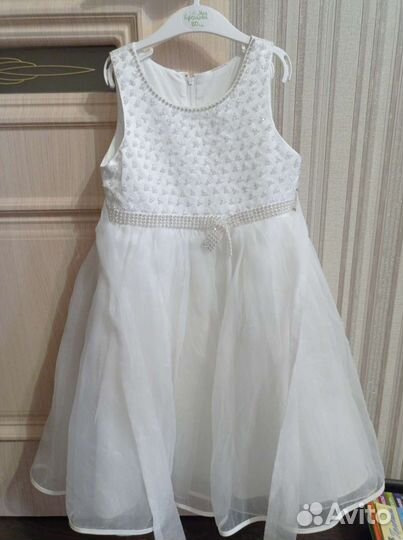 Нарядное платье