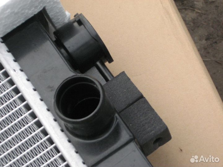 Радиатор на УАЗ универсальный