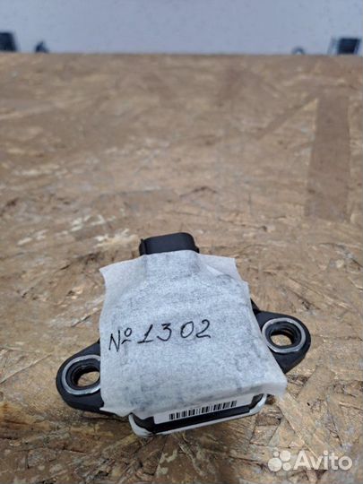 Датчик ускорения Mercedes Benz E Class W212 OM651