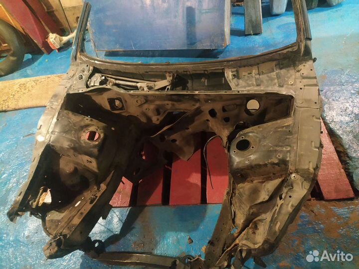 Передняя часть чайзер 100