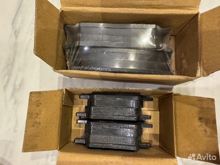 Тормозные колодки Geely