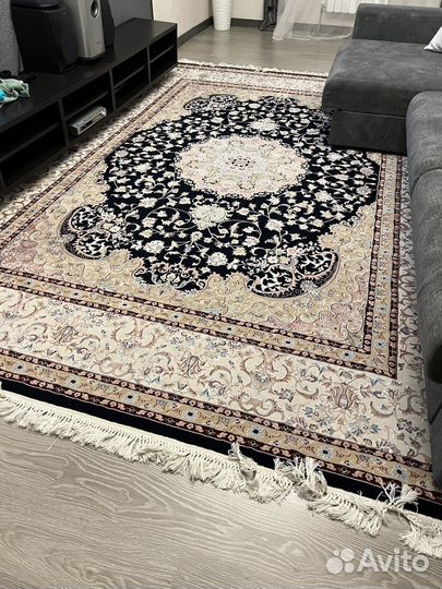 Ковер иранский