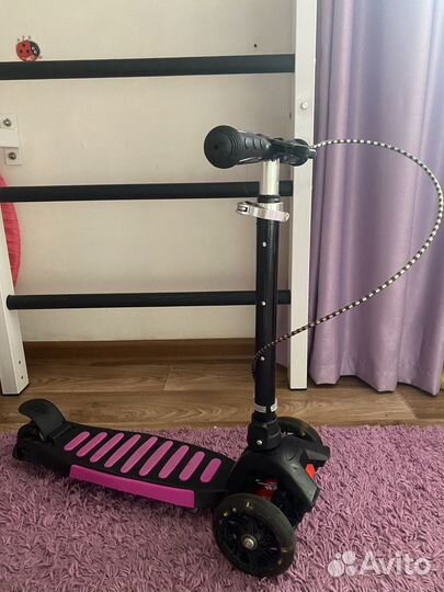 Самокат детский с ручным тормозом
