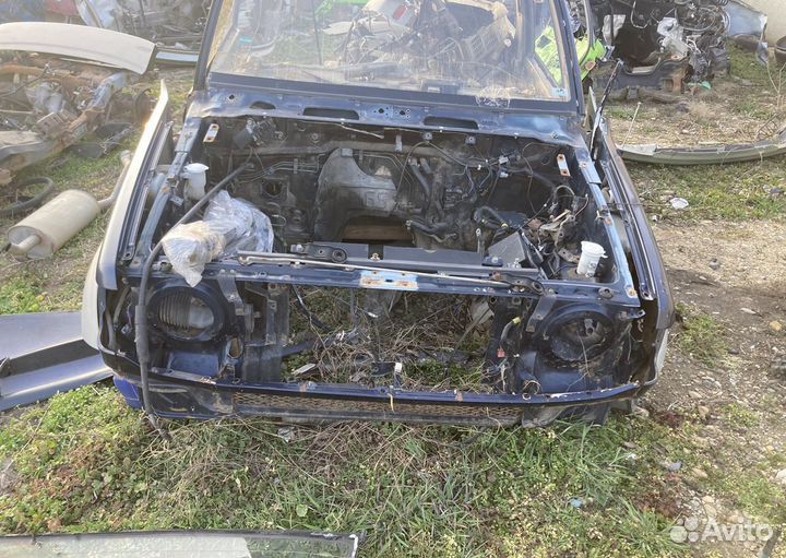 Телевизор кузова mitsubishi pajero 2