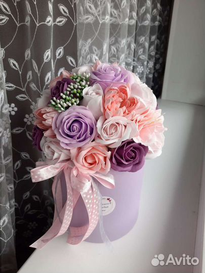 Неувядающий букет из мыльных роз