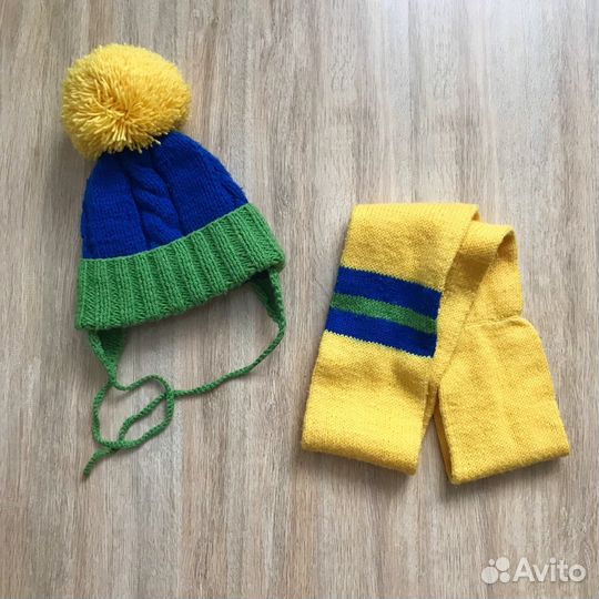 Зимняя шапка и шарф