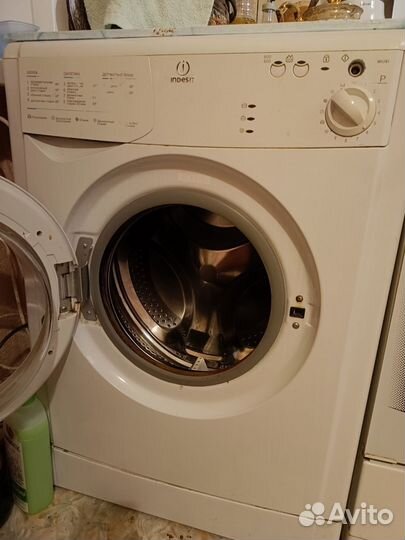 Стиральная машина indesit